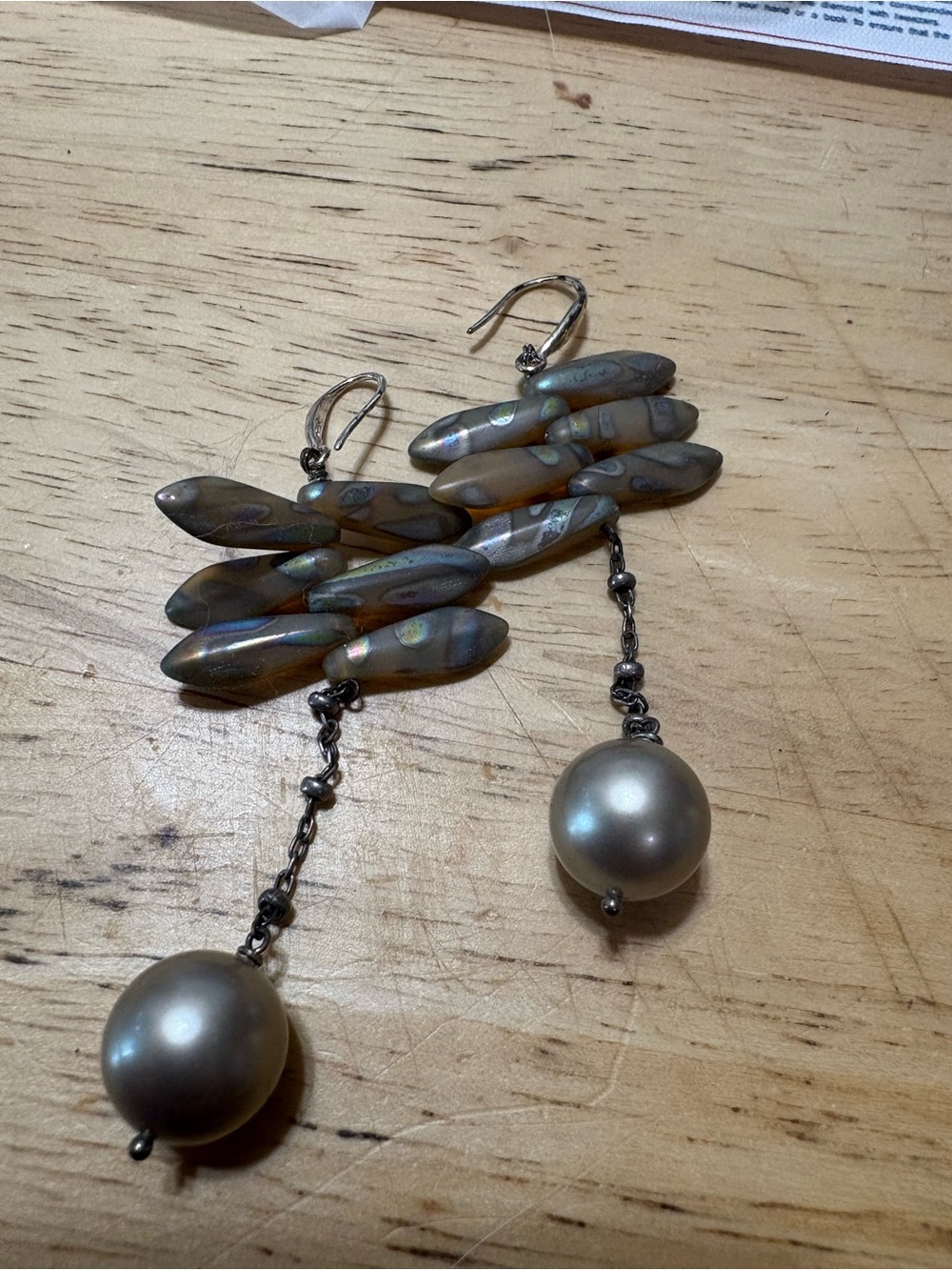 Elegant Iridescent Pearl Drop Earrings -   Champagne